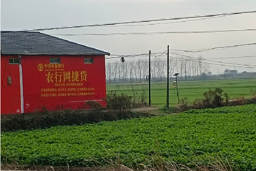 盐亭如何防止墙体广告褪色呢？